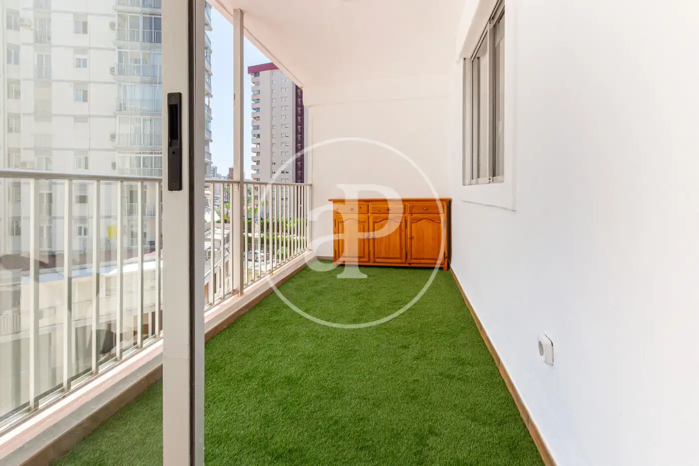 Piso en venta en Av. Rosa de los Vientos, Zona Levante - Playa Fossa