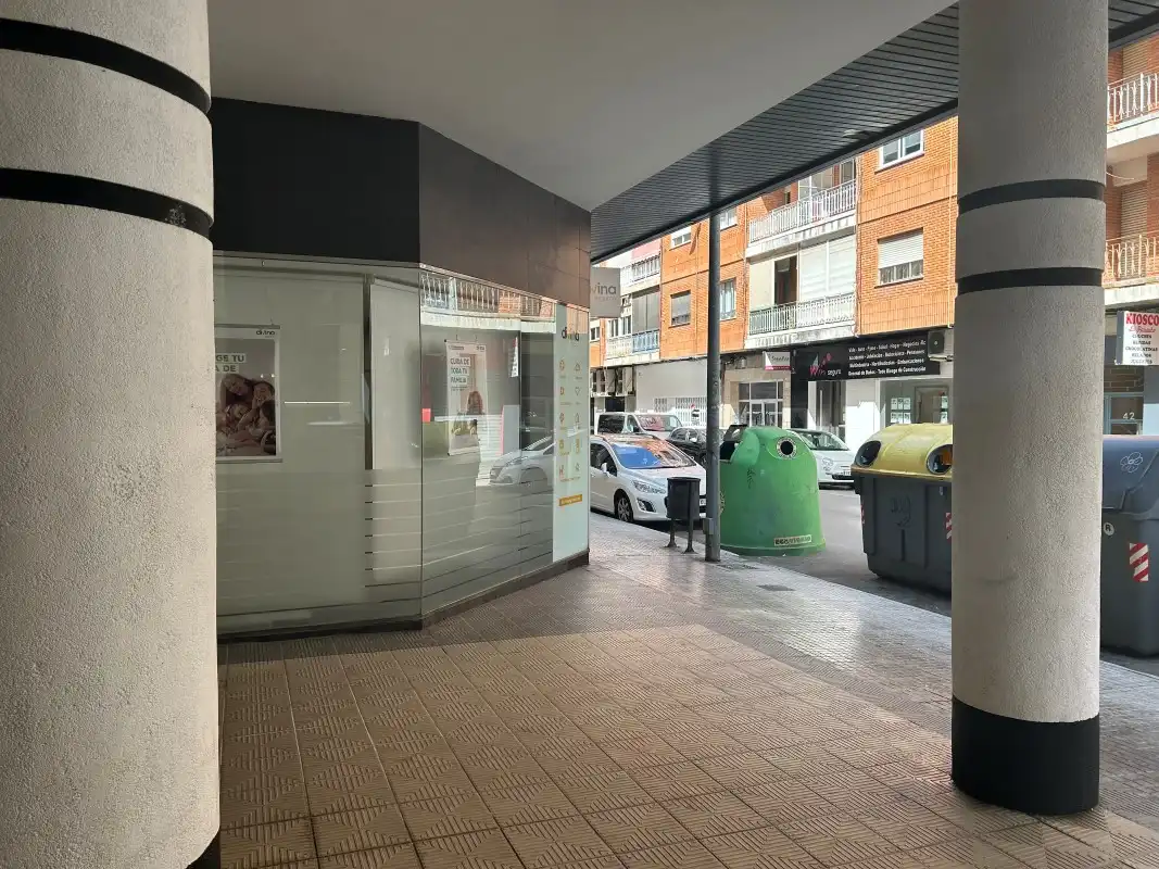 Local en venta en Gandia
