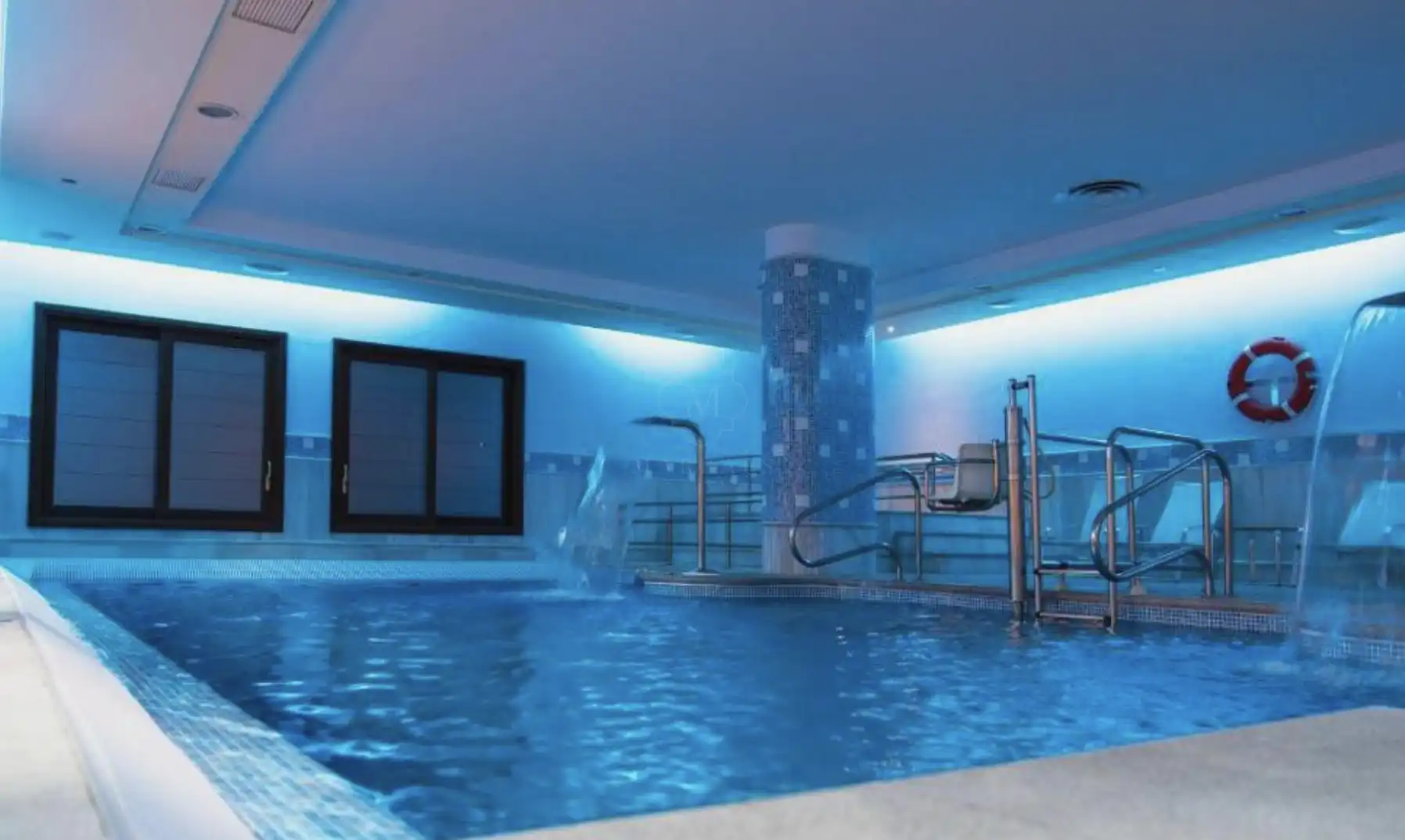 Piscina de Apartamento en venta en Estepona con Aire acondicionado, Terraza y Piscina