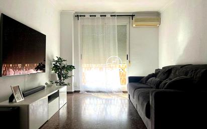 Living room of Flat for sale in Alfafar  with Air Conditioner and Terrace