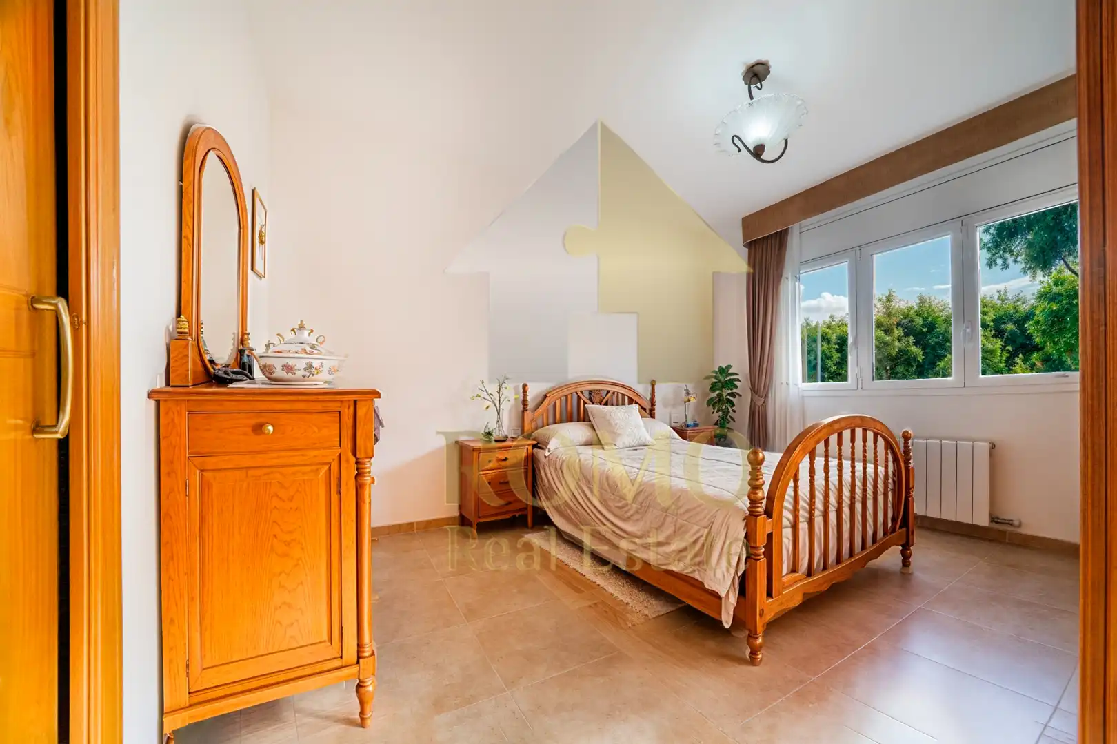 Habitación de Casa o chalet en venta en Santa Perpètua de Mogoda con Aire acondicionado, Calefacción y Terraza
