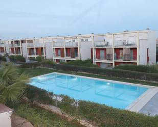 Swimming pool of Single-family semi-detached for sale in  Valencia Capital  with Air Conditioner, Heating and Private garden