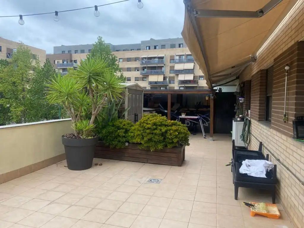 Terrassa de Pis en venda en Sabadell amb Aire condicionat, Calefacció i Jardí privat