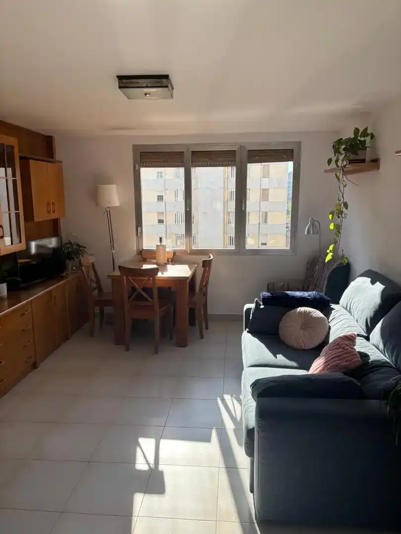 Sala d'estar de Pis per a compartir en Bellvitge - El Gornal - Granvia LH
