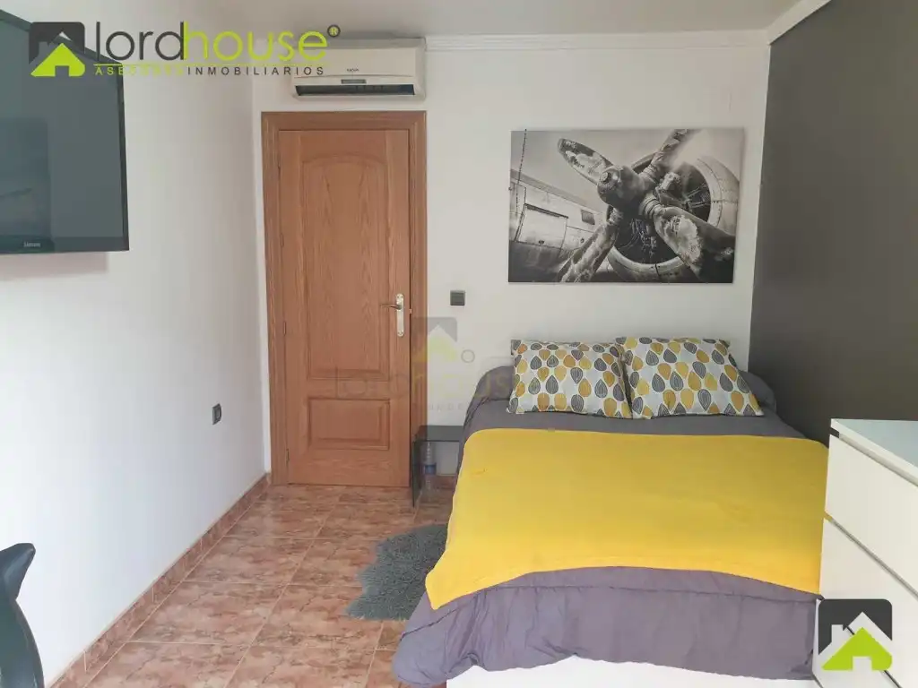 Houses for sale in Calle Francisco Pizarro, San Antonio