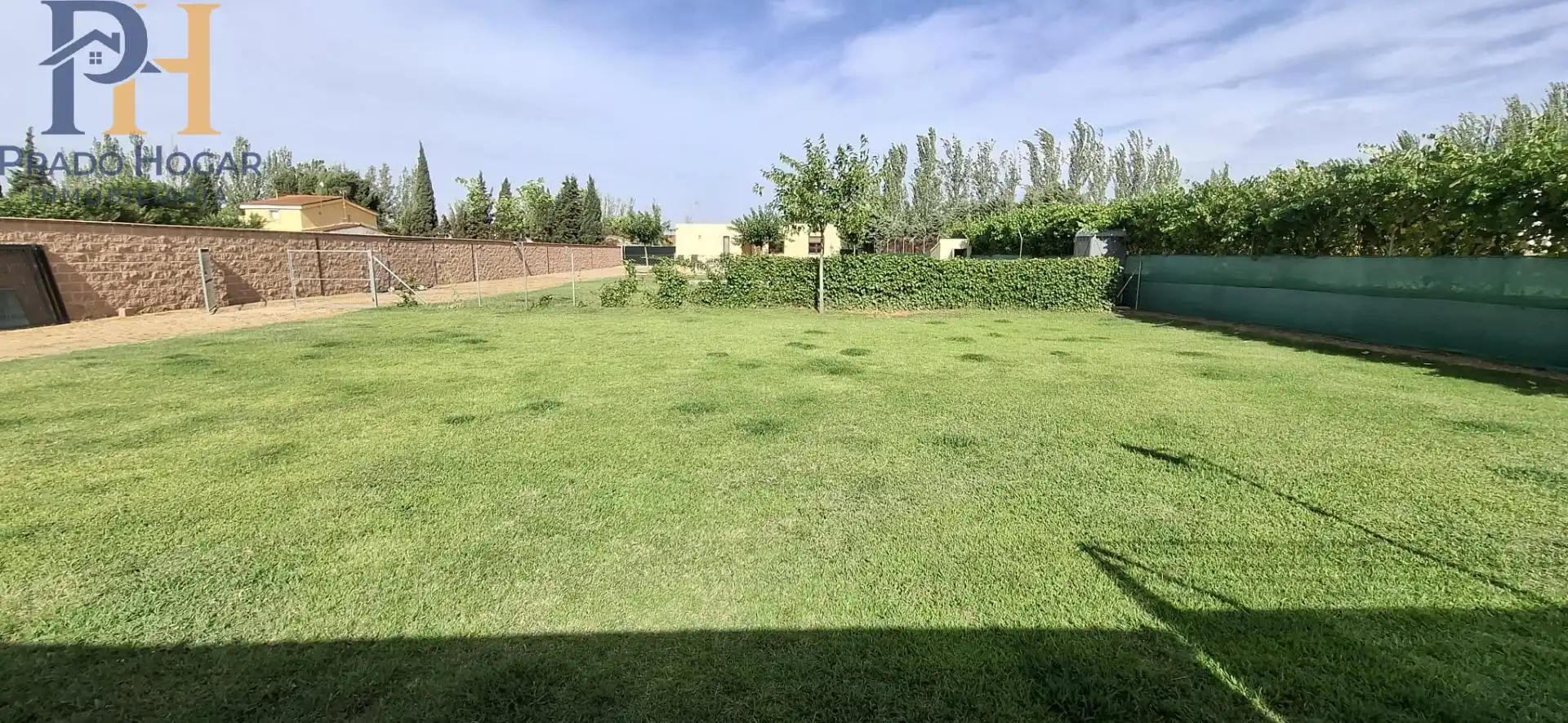 Houses for sale in Calle Calle Moscatel, Pepino