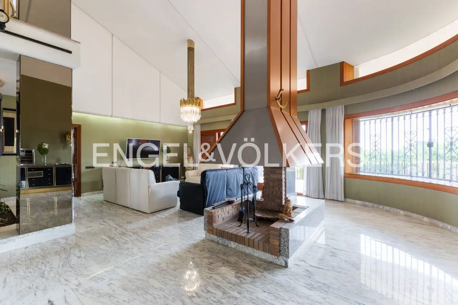 Sala de estar de Casa o chalet en venta en Chiva con Aire acondicionado, Calefacción y Jardín privado