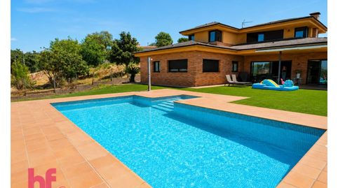 Foto 2 de Casa o chalet en venta en Calle D´ausiàs March, Lliçà de Vall, Barcelona