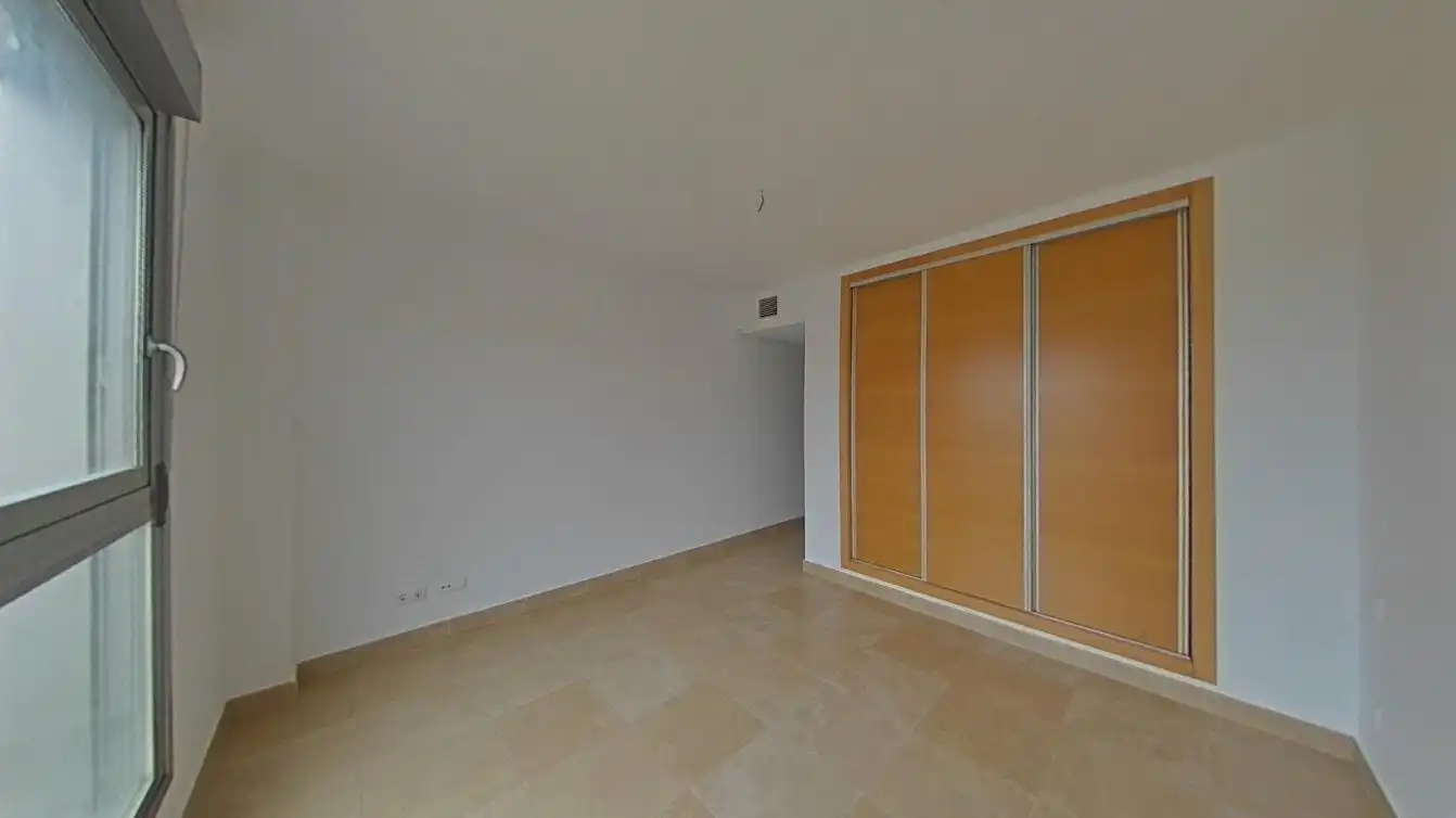 Habitación de Piso en venta en Alicante / Alacant con Aire acondicionado, Calefacción y Piscina