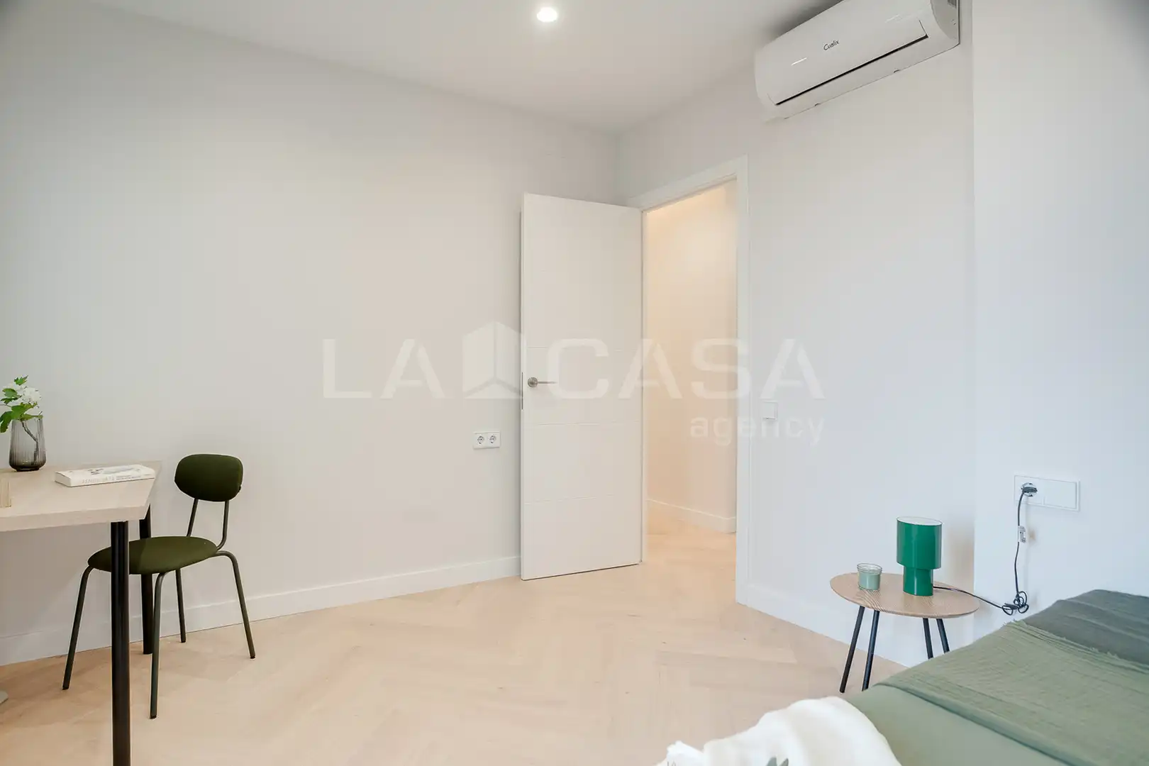 Habitación de Ático en venta en Granollers con Calefacción y Terraza