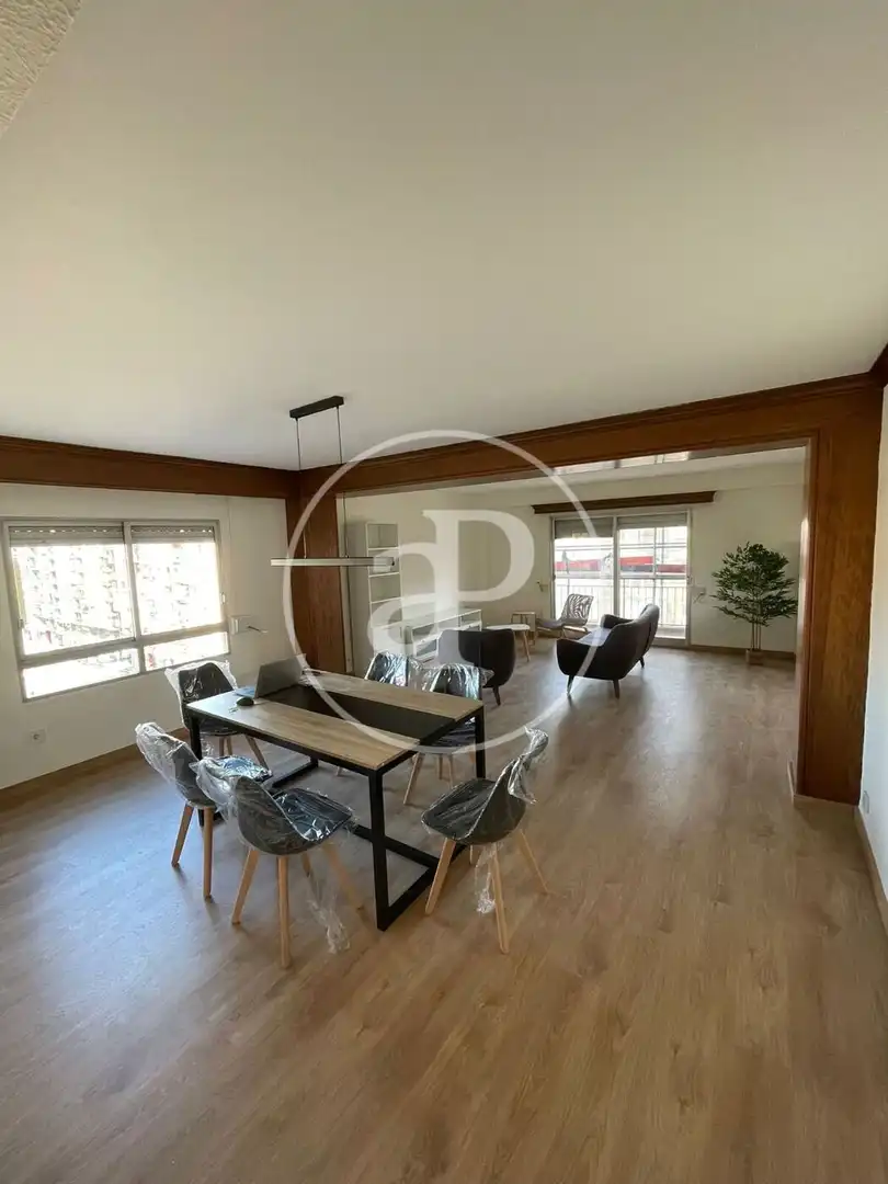 Piso de alquiler en Av. del Primat Reig, Trinitat