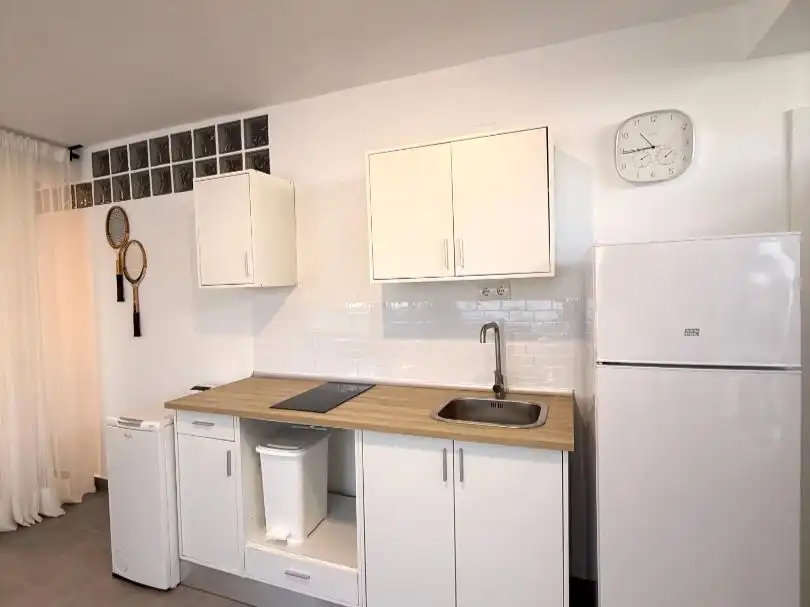 Study for rent in Calle Chumberas, 3, Cerrado de Calderón - Hacienda Paredes