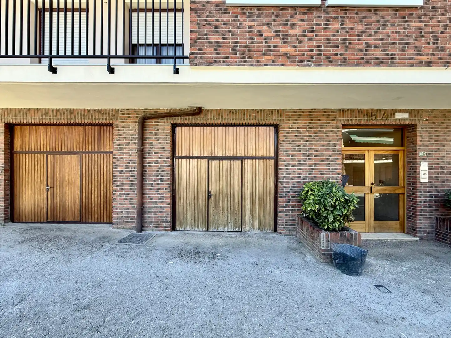 Außenansicht von Wohnung zum Verkauf in Hondarribia mit Heizung, Abstellraum und Balkon