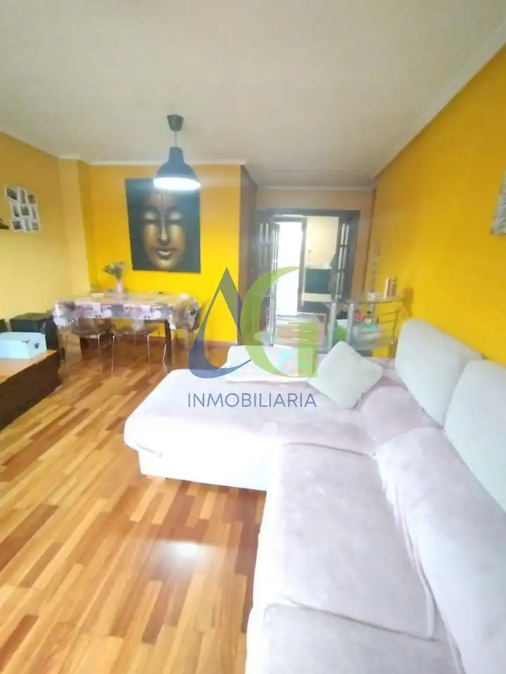 Living room of Apartments for sale in Villaquilambre  with Heating, Parquet flooring and Storage room
