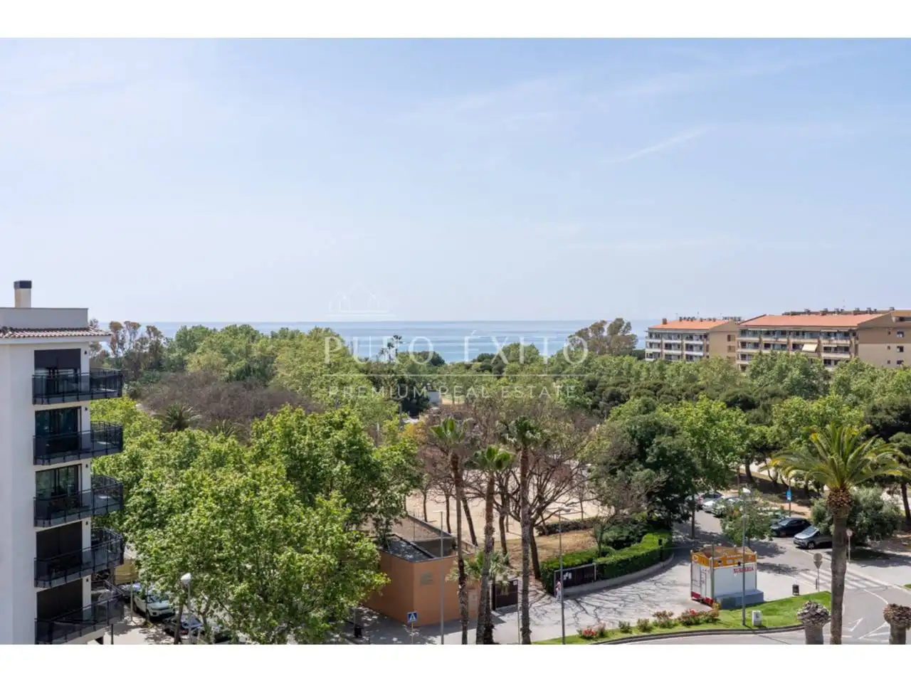 Vista exterior de Piso en venta en Cambrils con Aire acondicionado, Parquet y Terraza