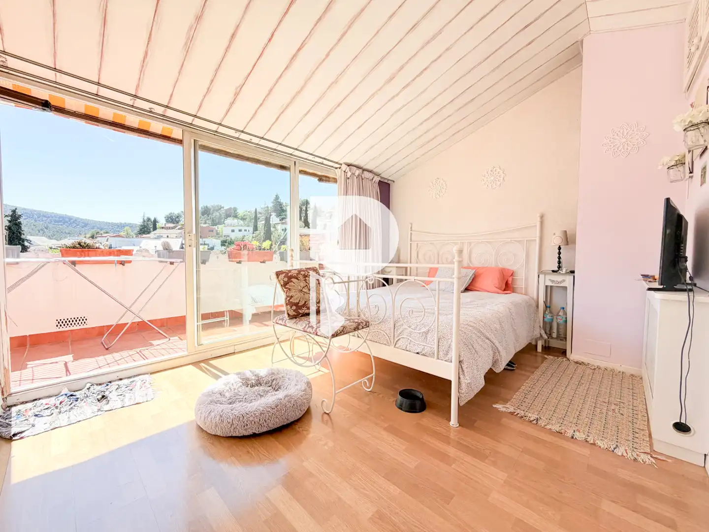 Houses for rent in Carrer Sant Jordi, 11, Corbera de Llobregat