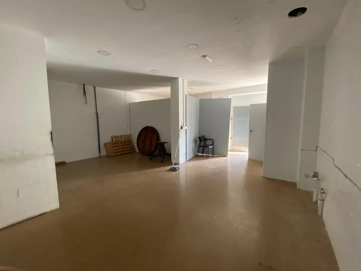 Local comercial en venta en Carrer Nogueres 1, imagen 20