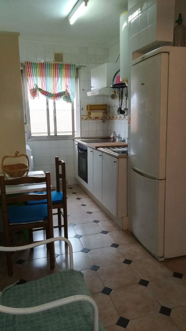 Flat for sale in Calle Aragón, El Carbayedo - El Quirinal