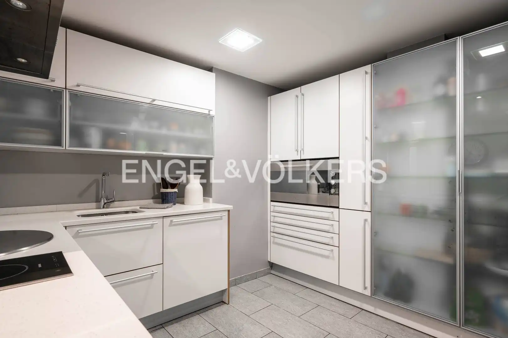Cocina de Piso en venta en Donostia - San Sebastián  con Calefacción, Parquet y Terraza