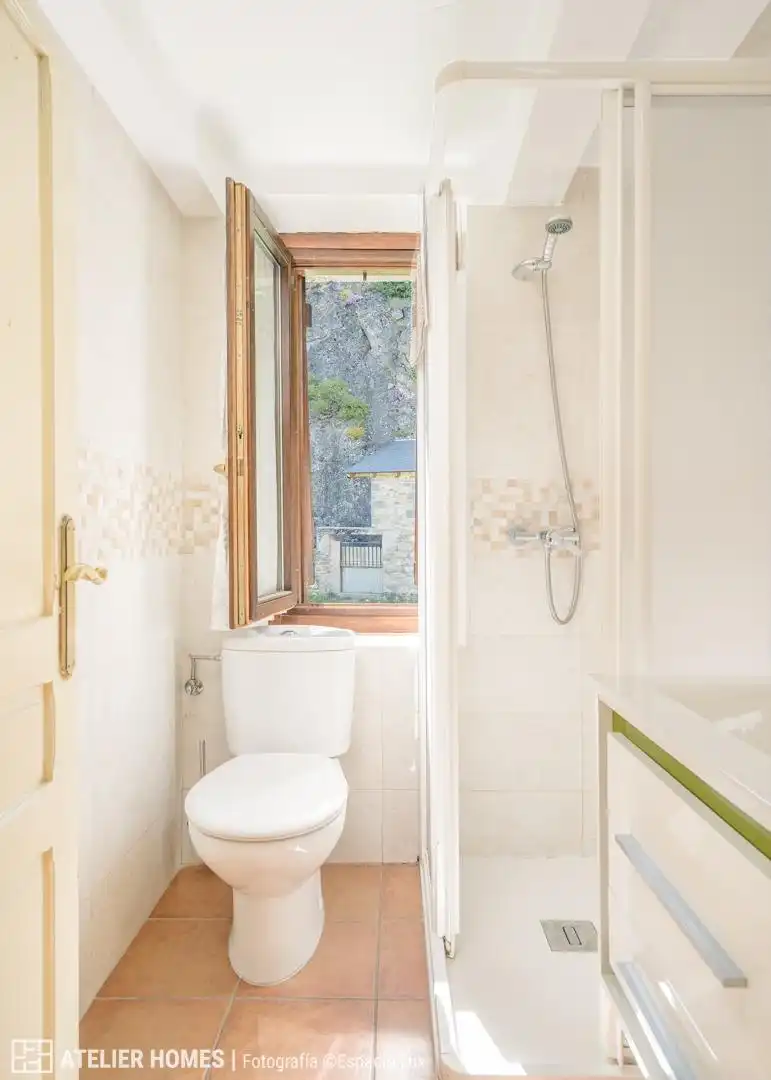 Casa con terraza en venta en Calle Única de Sandinies 35, imagen 28