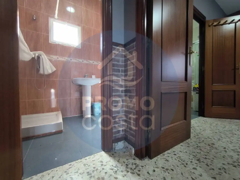 Bathroom of Country homes for sale in Gibraleón, Huelva