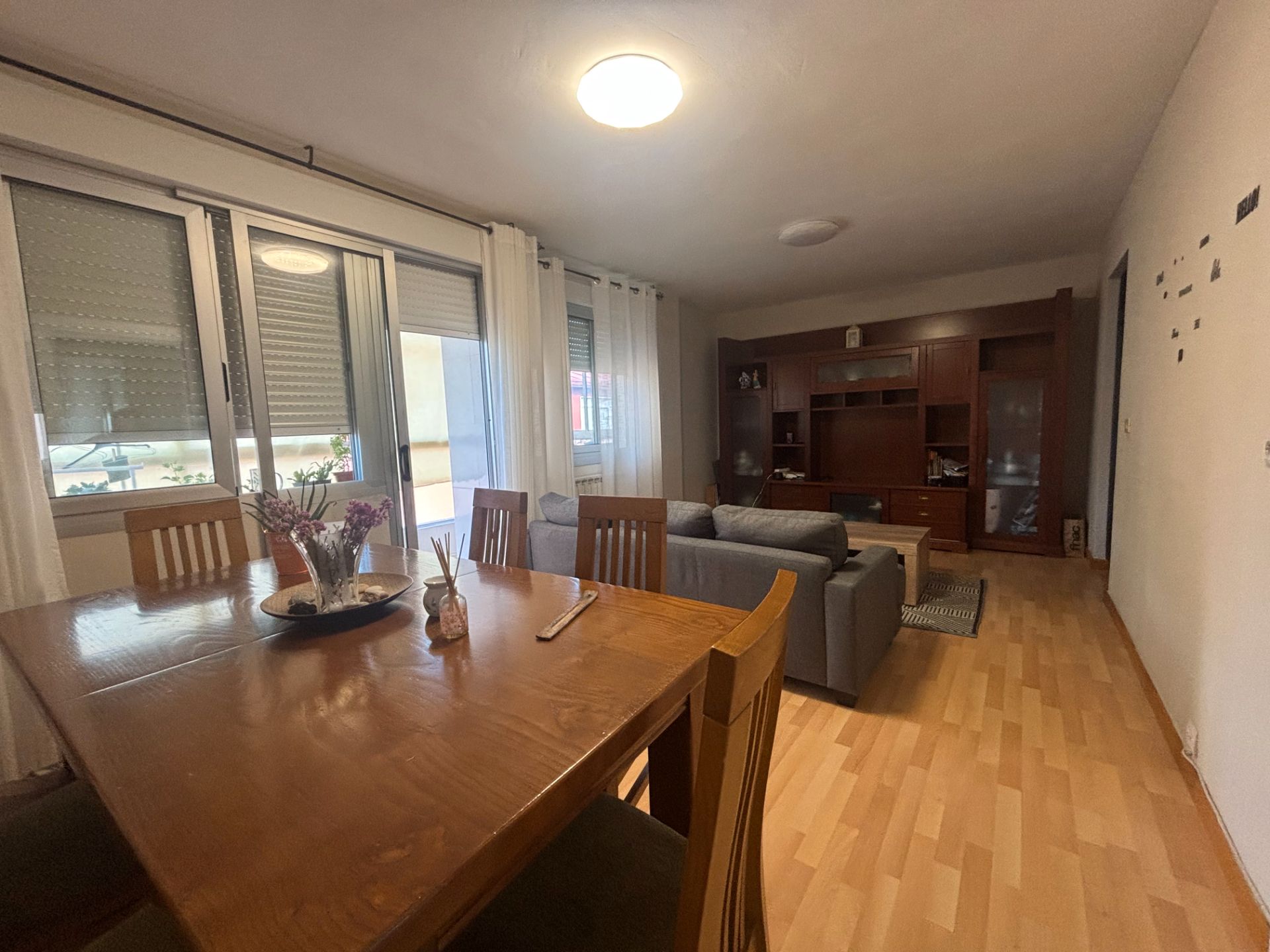 Living room of Flat for sale in Vigo   with Heating, Parquet flooring and Storage room
