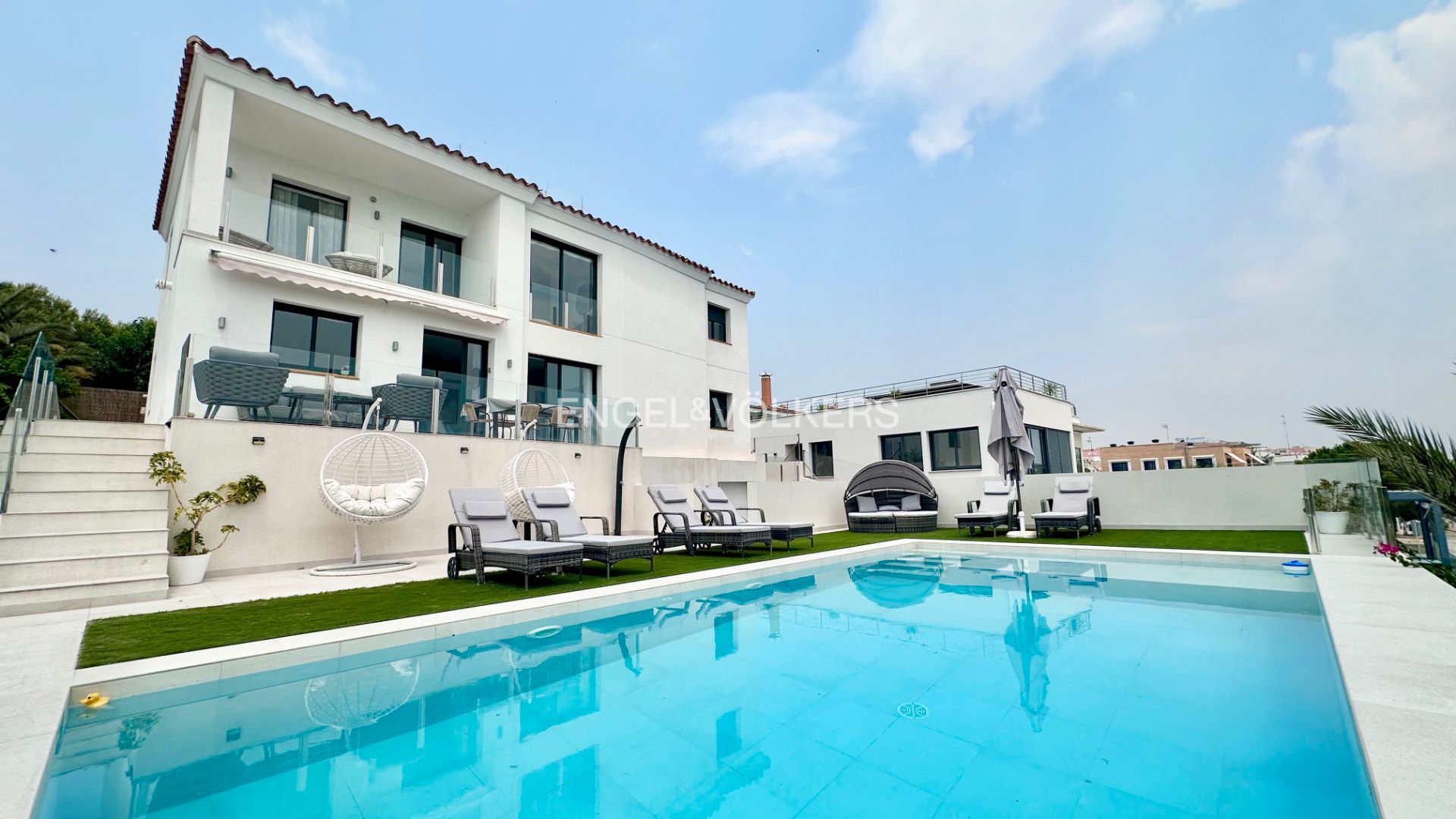 Swimming pool of House or chalet for sale in L'Ampolla  with Air Conditioner, Heating and Private garden