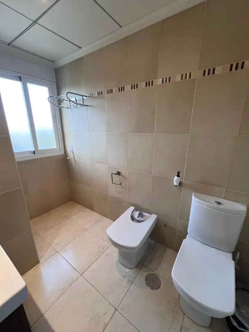 Baño de Piso en venta en Águilas con Aire acondicionado, Parquet y Terraza
