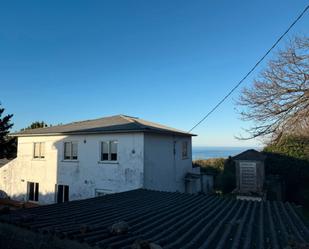 Vista exterior de Casa o xalet en venda en Ferrol amb Jardí privat i Traster