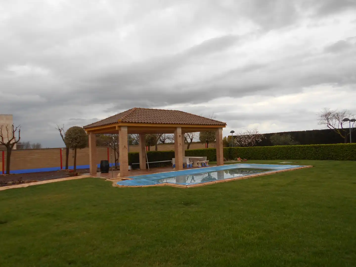 Piscina de Casa o chalet en venta en Pozuelo de Calatrava con Aire acondicionado, Calefacción y Jardín privado