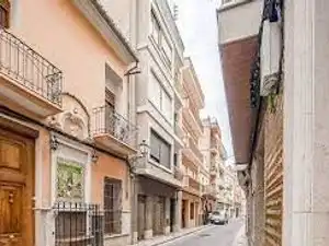 Casa adosada en venda a Carrer de Berca, Algemesí