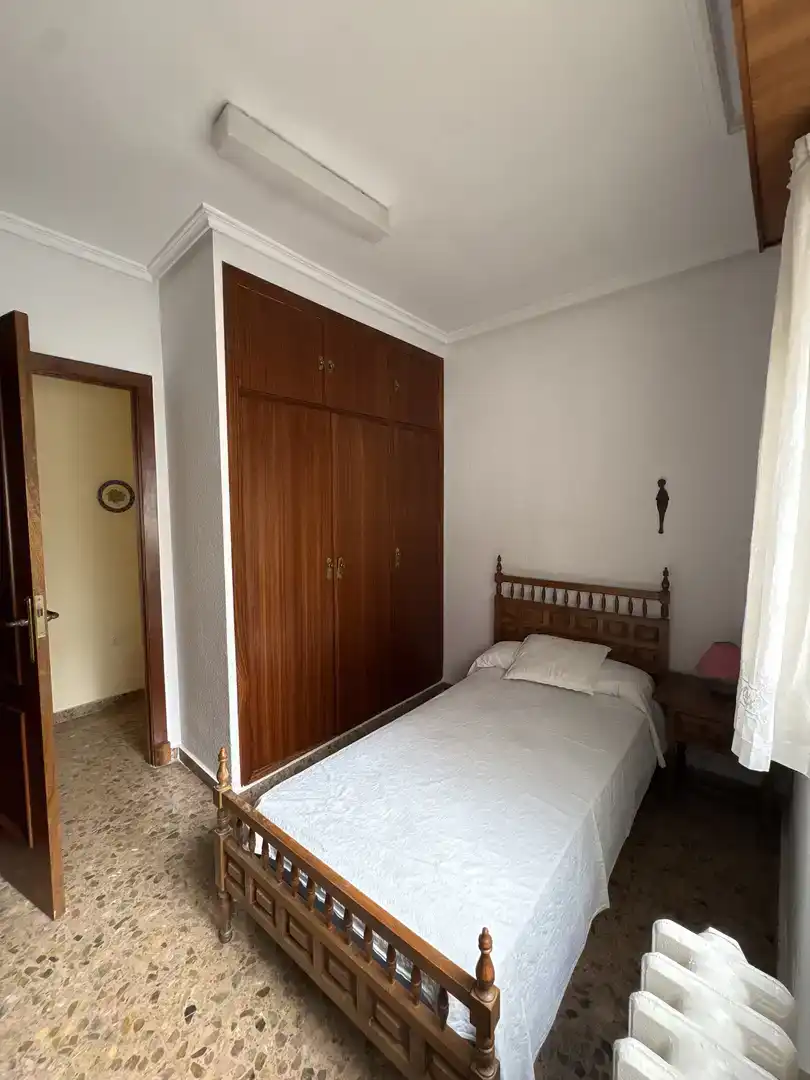 Schlafzimmer von Wohnung zum Verkauf in  Albacete Capital mit Klimaanlage und Balkon