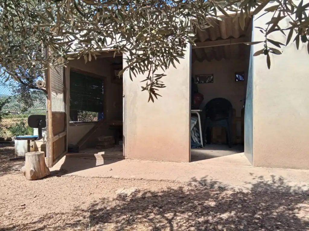 Außenansicht von Country house zum Verkauf in Calles mit Privatgarten, Terrasse und Abstellraum