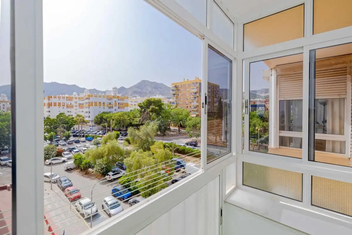 Vista exterior de Estudio en venta en Benalmádena con Calefacción, Jardín privado y Piscina