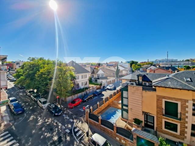 Ático en Venta en De Diana en Canillejas