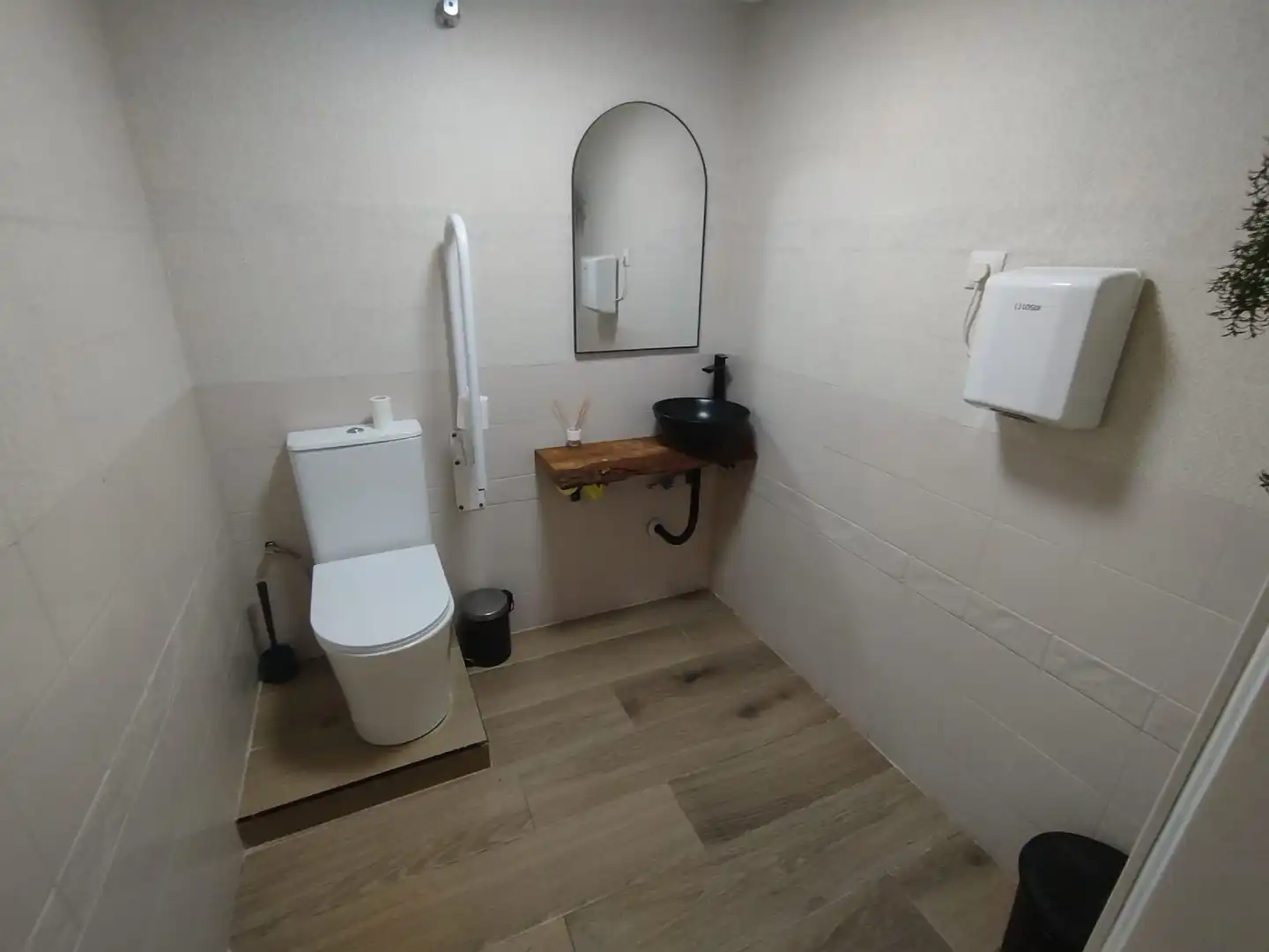 Local comercial de lloguer a Calle Calle Jaen, imagen 34