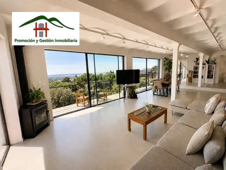 Living room of Houses for sale in Hoyo de Manzanares  with Air Conditioner, Private garden and Swimming Pool