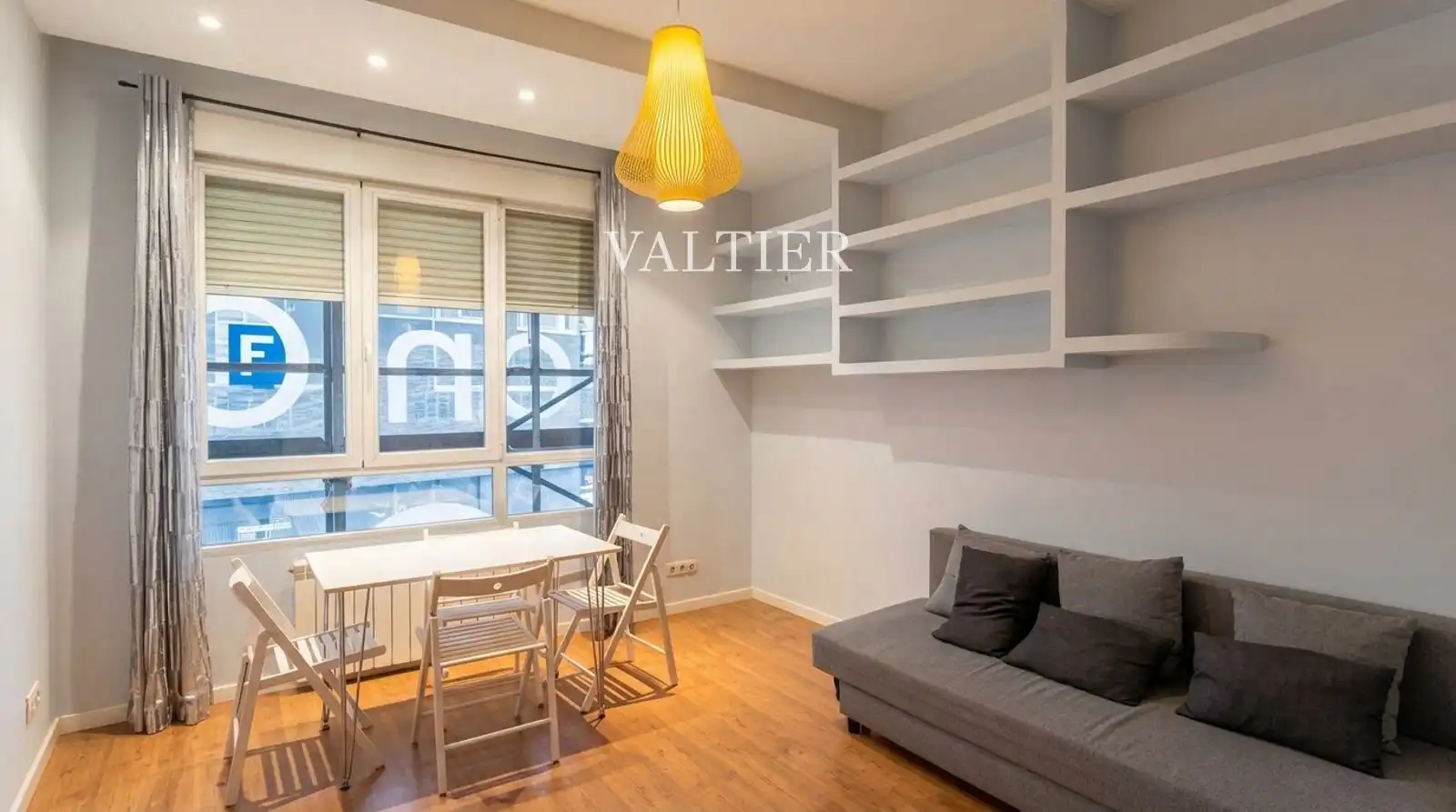 Flat with lift to rent in DE FRANCISCO SILVELA