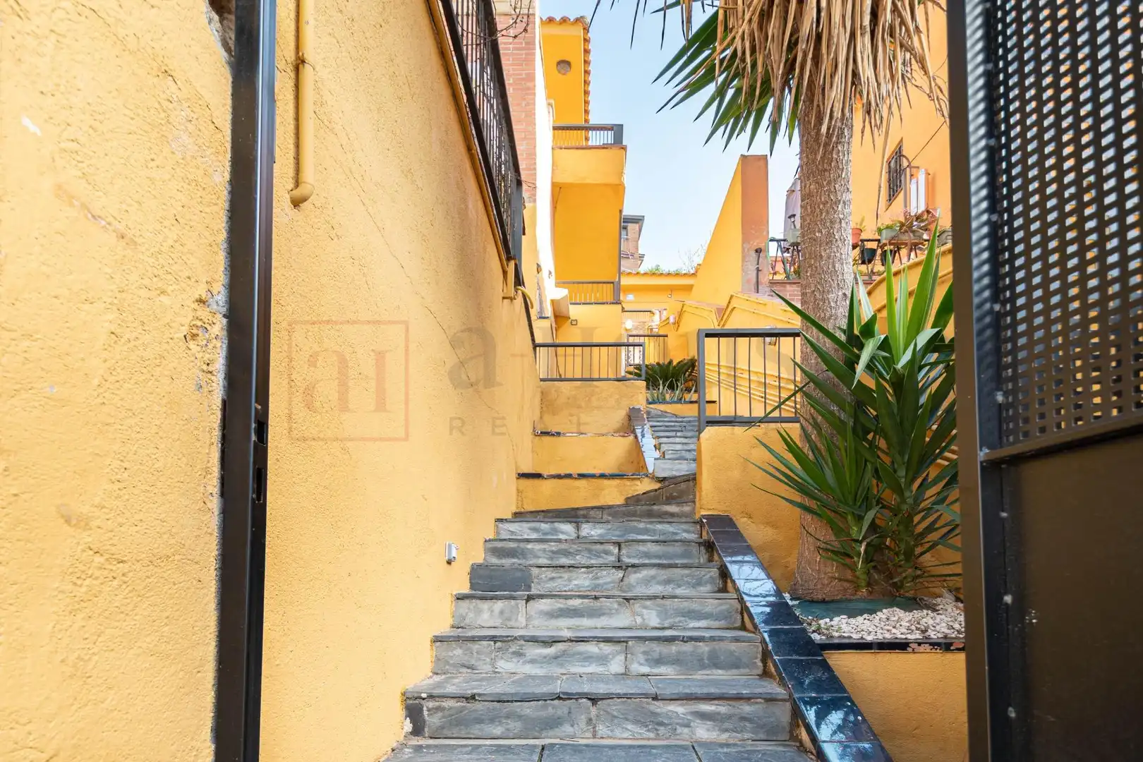 Vista exterior de Casa o chalet en venta en Barcelona con Aire acondicionado, Calefacción y Terraza
