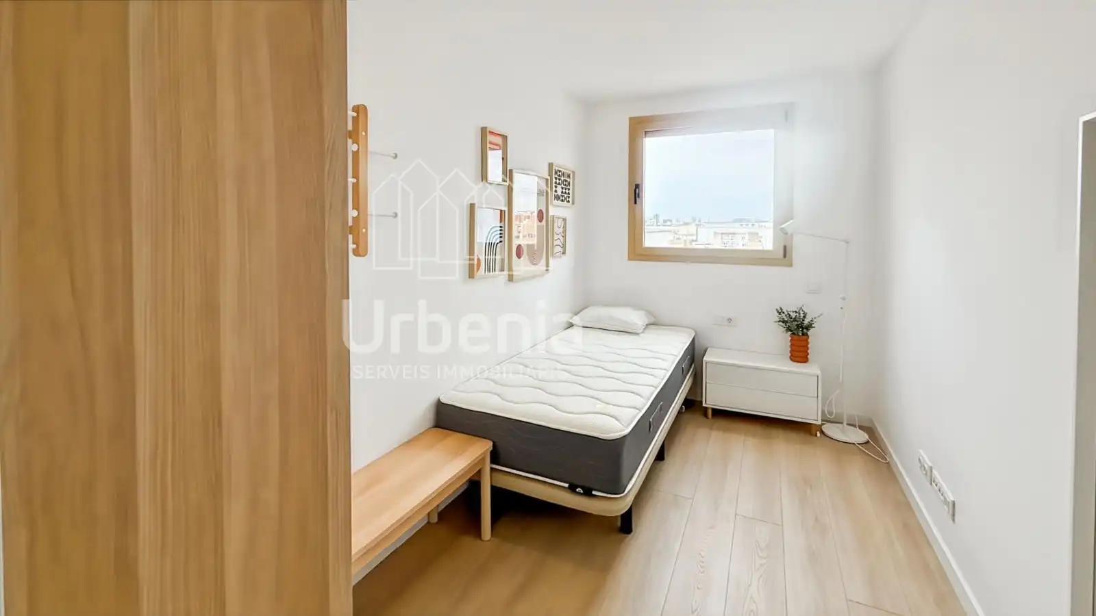 Habitación de Piso de alquiler en Badalona con Aire acondicionado, Calefacción y Terraza