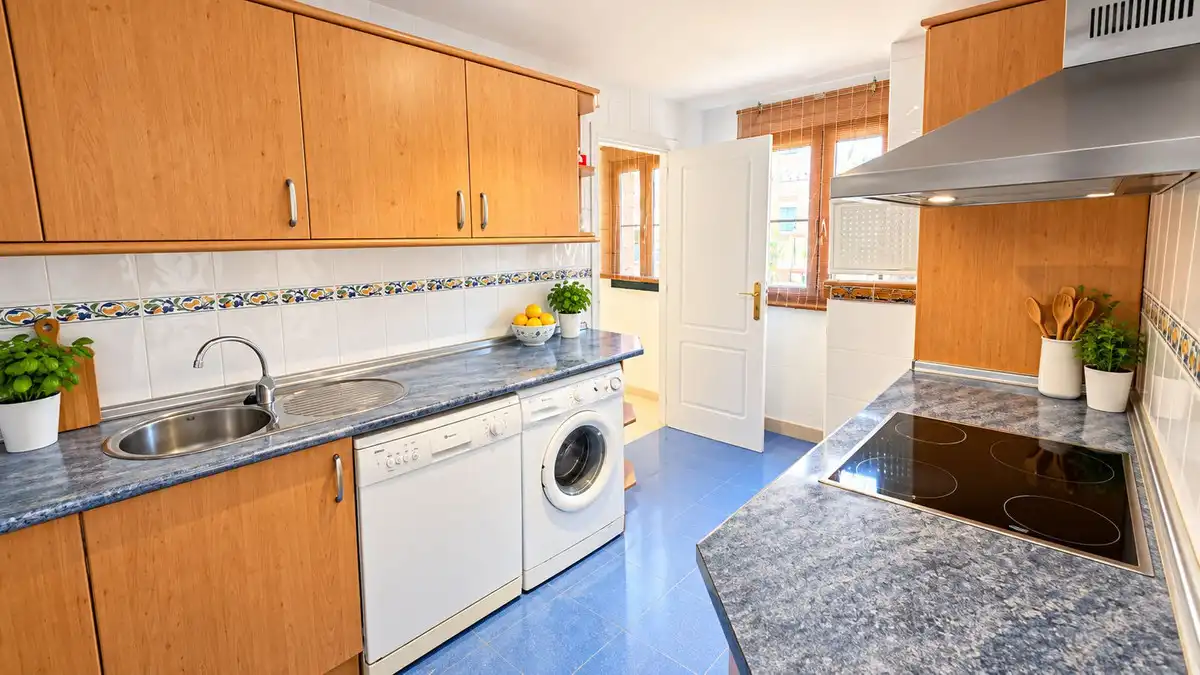 Apartment with lift for sale in Estepona Pueblo, imagen 15