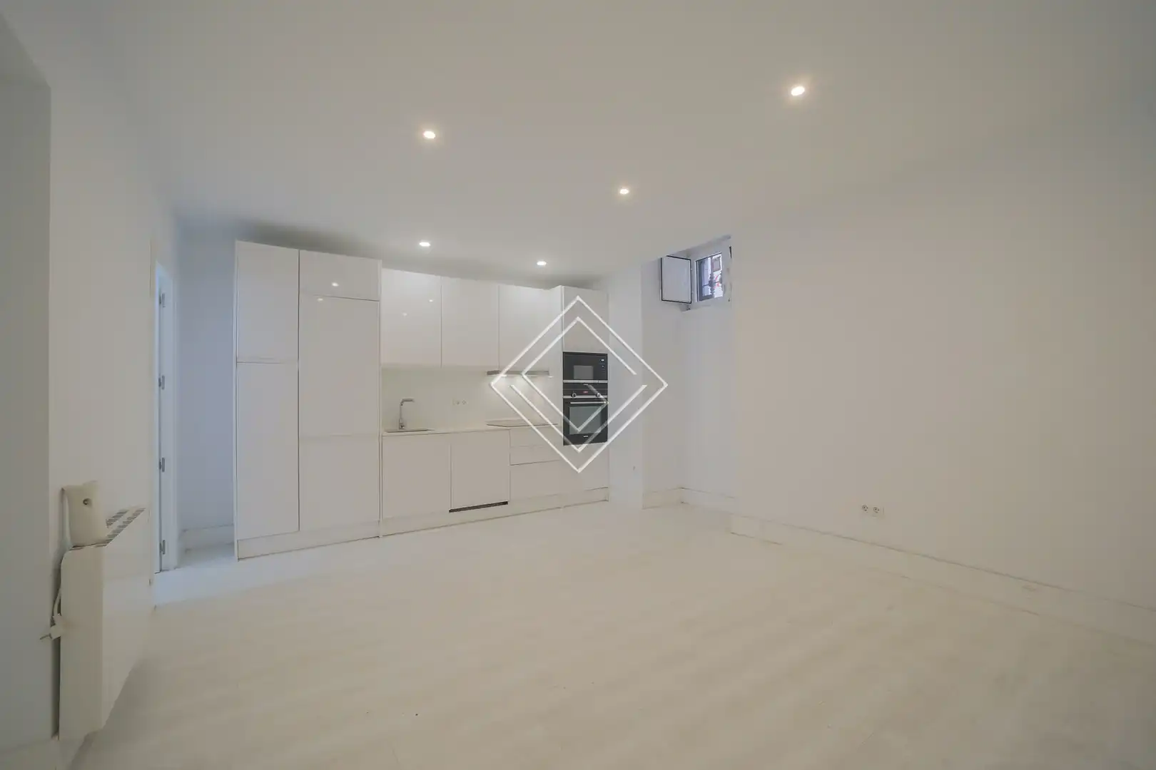 Cocina de Oficina en venta en Madrid con Aire acondicionado y Calefacción