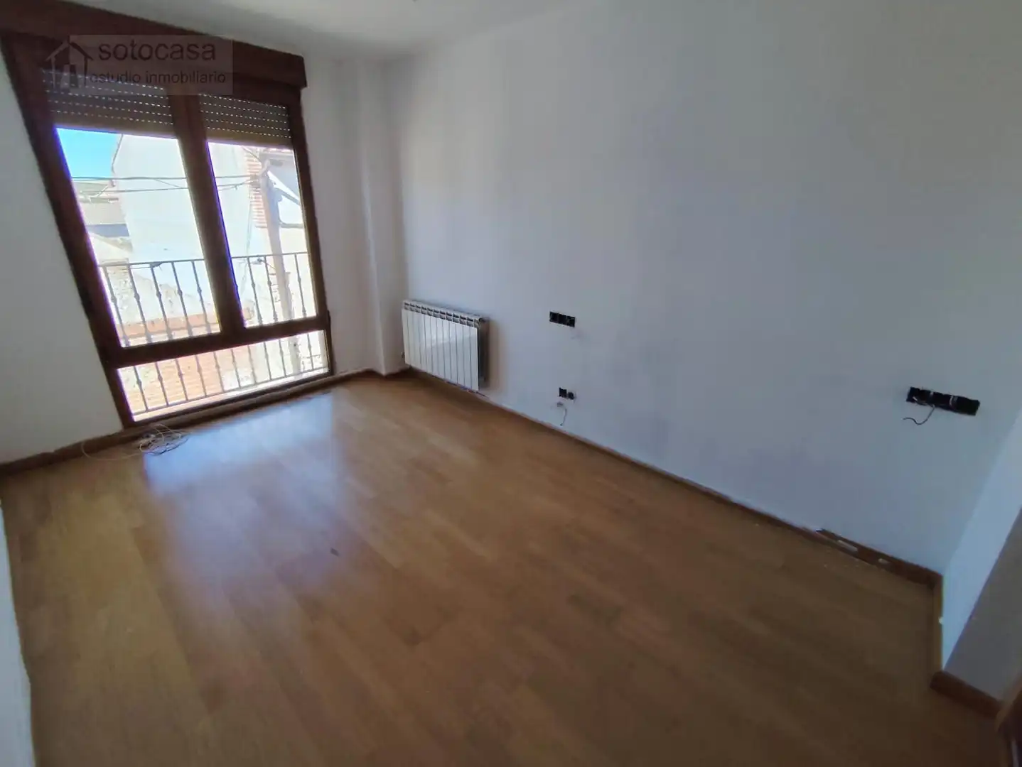 Dormitori de Casa adosada en venda en Corcos amb Calefacció