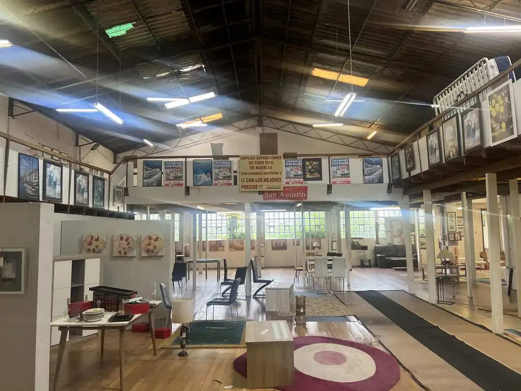 Local commercial à louer à Avenida Fonteculler 70, imagen 6