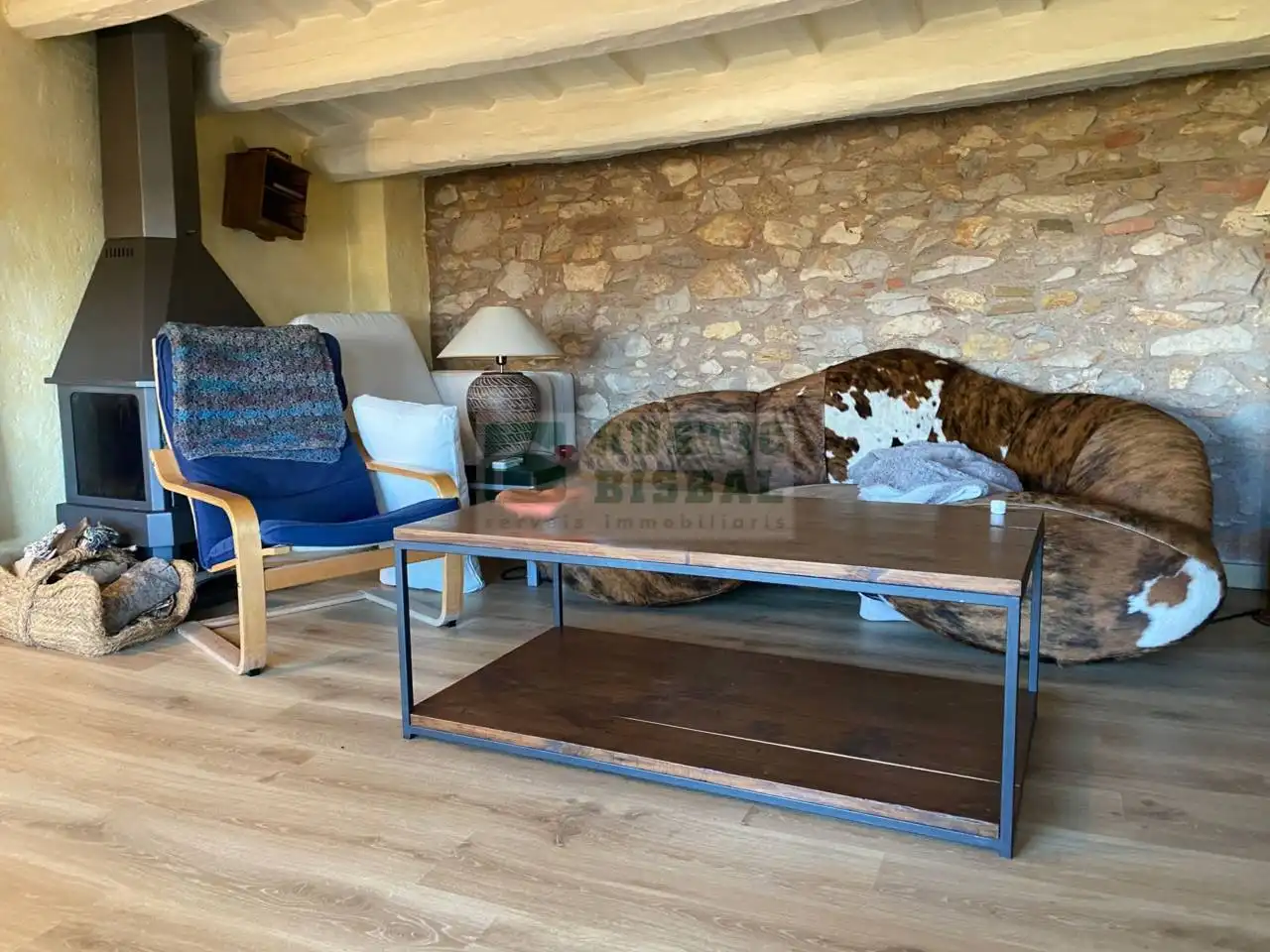 Sala d'estar de Finca rústica en venda en Forallac amb Aire condicionat, Calefacció i Terrassa