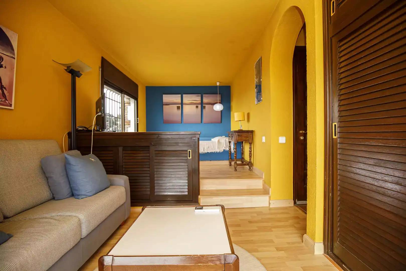 Sala d'estar de Casa o xalet en venda en Roses amb Aire condicionat, Calefacció i Jardí privat