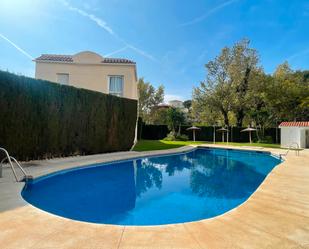 Piscina de Casa adosada en venda en Benalmádena amb Terrassa, Traster i Piscina