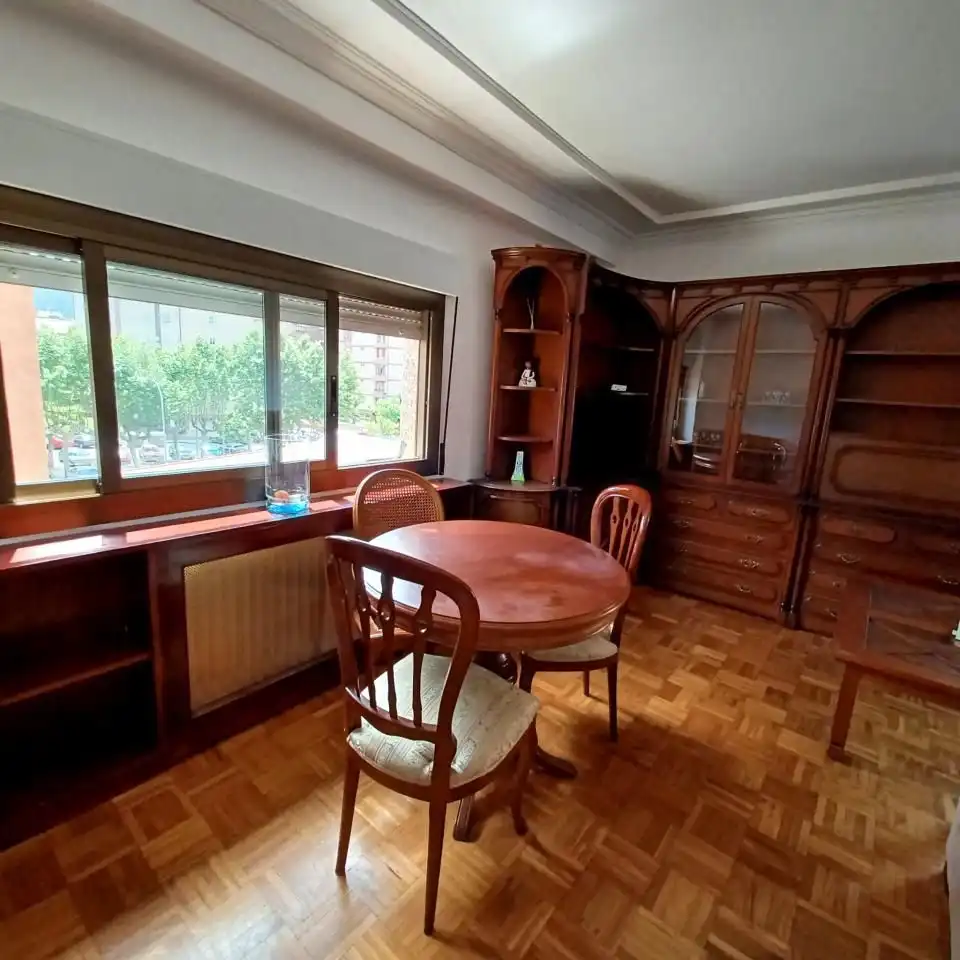 Esszimmer von Wohnung zur Miete in Ourense Capital  mit Heizung, Privatgarten und Möbliert