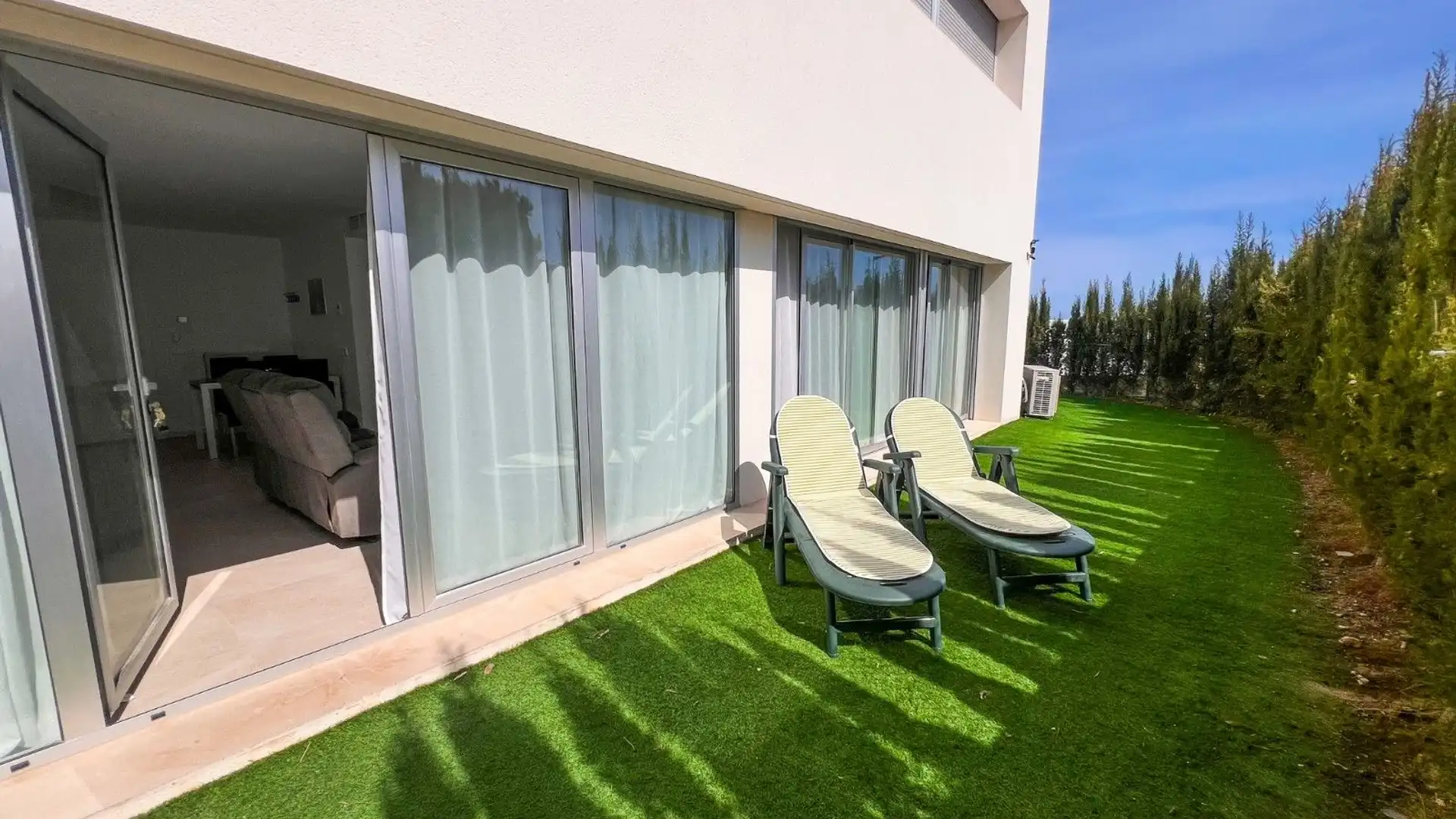 Terrassa de Planta baixa en venda en Torrevieja amb Aire condicionat, Jardí privat i Terrassa