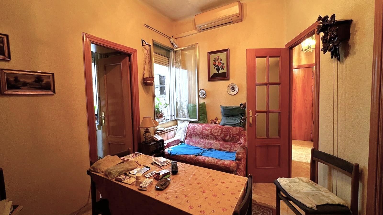 Bedroom of Flat for sale in  Madrid Capital  with Air Conditioner and Heating